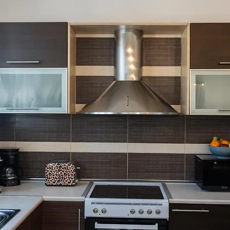 Ismini Luxury Villa *