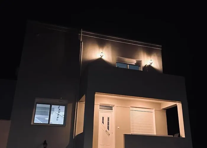 Ismini Luxury * Vlicha