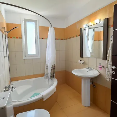 Ismini Luxury Villa