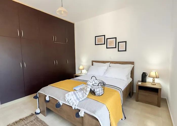 Ismini Luxury Villa *